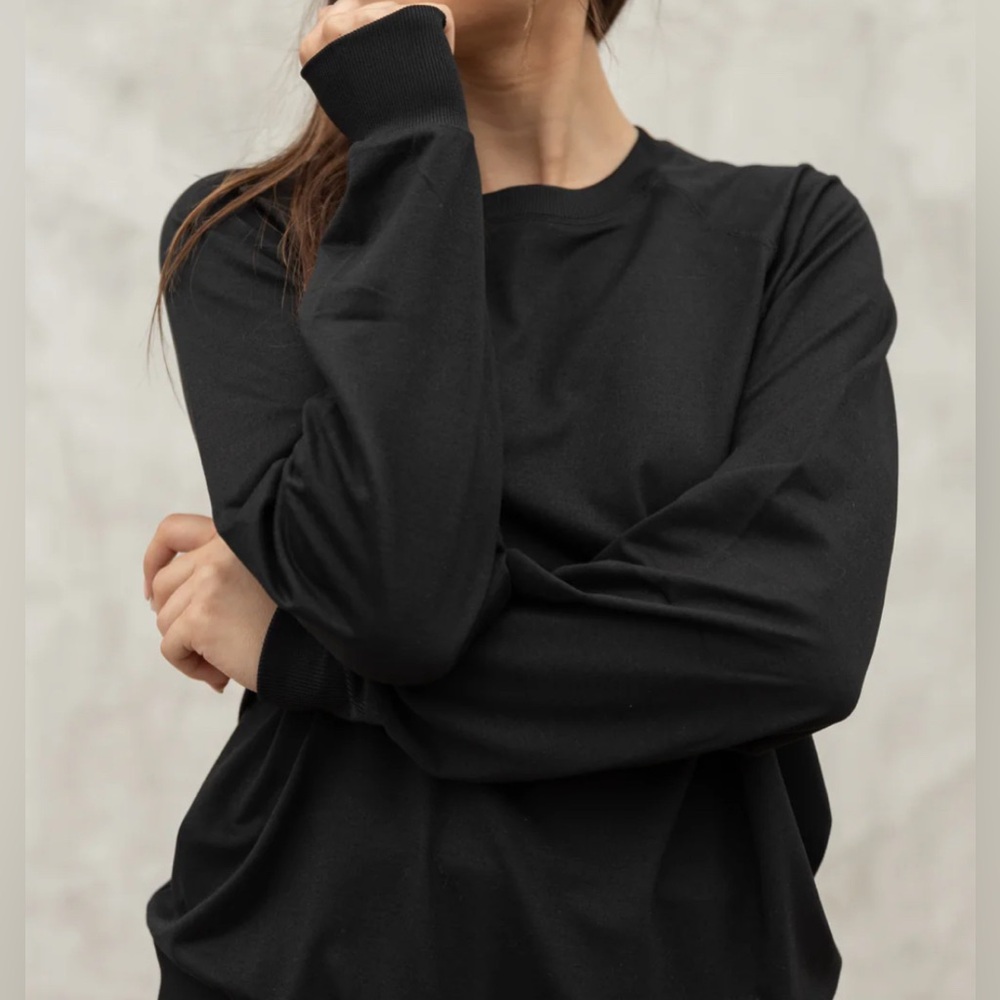 Feat Unisex Black Roam Crewneck - NWT - Size L